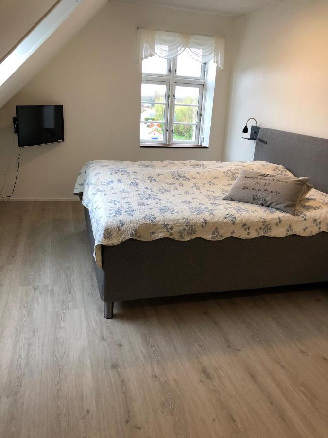 Hotel Hojslev Kro Екстер'єр фото